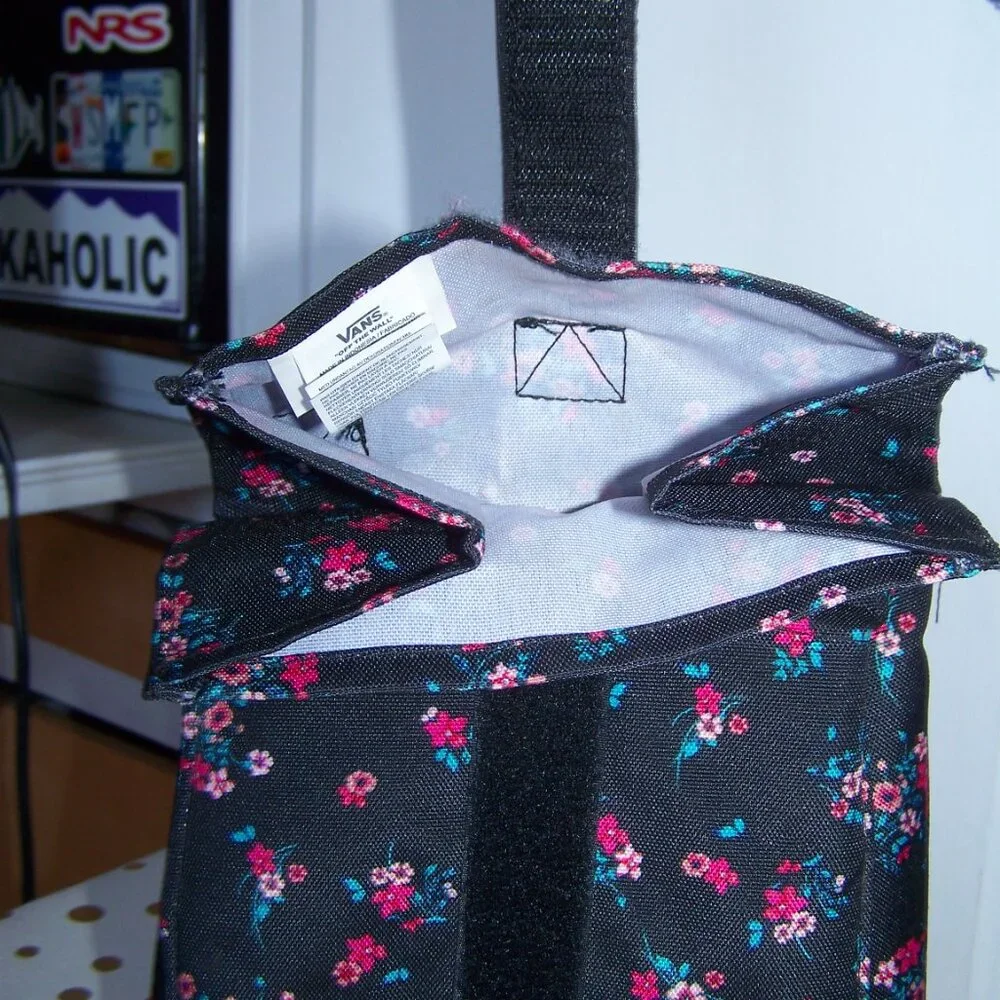 Vans Insulated Lunch Bag - Picture 3 of 5